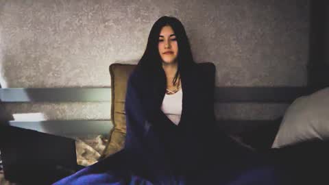 Alice online show from December 18, 6:30 am