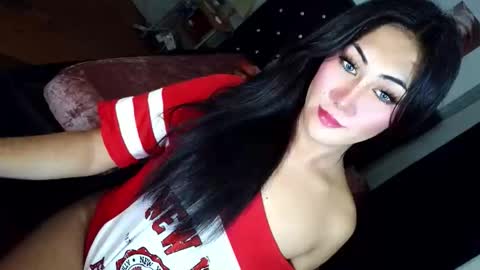 Snapshot of temptationoflust chatting on May 31, 10:11 am Im Dianna DONT FORGET TO FOLLOW ME online show from May 31, 10:11 am