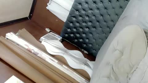 Snapshot of temptationofsex chatting on December 6, 11:47 pm EVA GLASSCOTT online show from December 6, 11:47 pm