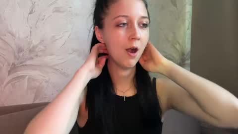 Snapshot of temptingvision chatting on May 16, 10:36 am temptingvision online show from May 16, 10:36 am