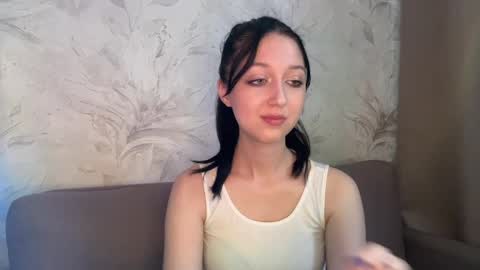 Snapshot of temptingvision chatting on May 23, 8:07 am temptingvision online show from May 23, 8:07 am