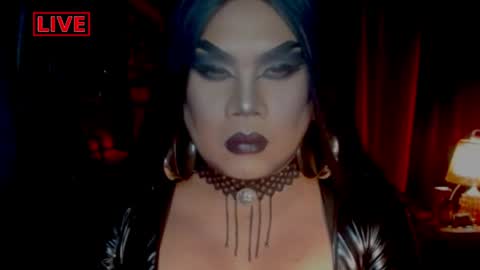 Snapshot of temptress_cocoxxx chatting on May 16, 6:39 pm Mistress Coco online show from May 16, 6:39 pm