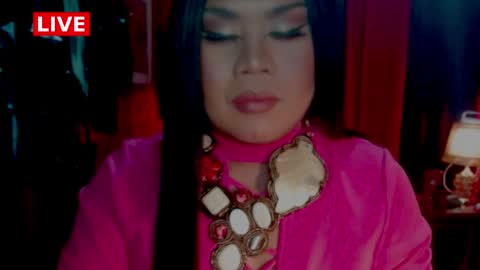 Snapshot of temptress_cocoxxx chatting on May 18, 5:35 am Mistress Coco online show from May 18, 5:35 am