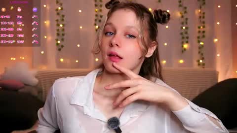 Snapshot of tender__beauty chatting on July 5, 5:53 pm Hey Im Aneta online show from July 5, 5:53 pm