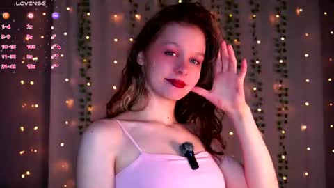 Snapshot of tender__beauty chatting on July 17, 7:19 pm Hey Im Aneta online show from July 17, 7:19 pm