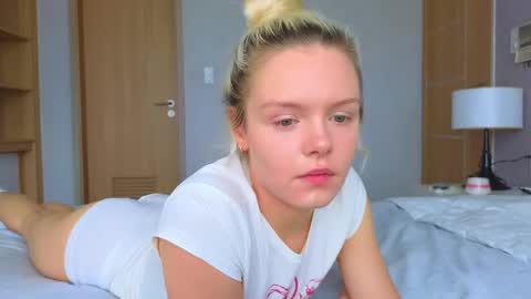 Amanda and Kenny online show from May 5, 3:03 am