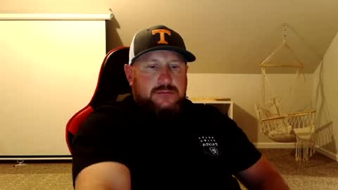 Snapshot of tenn239 chatting on June 27, 1:21 am tenn239 online show from June 27, 1:21 am