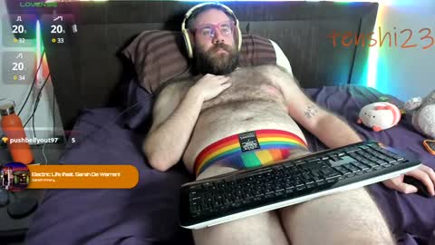 Snapshot of tenshi23 chatting on December 21, 6:41 am Matt online show from December 21, 6:41 am