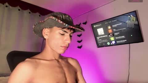 Snapshot of teo_369 chatting on February 6, 12:04 am Teo online show from February 6, 12:04 am