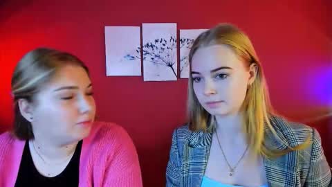 Snapshot of tereza_moon chatting on October 23, 8:57 am Youre Tereza online show from October 23, 8:57 am