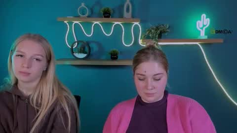 Snapshot of tereza_moon chatting on October 28, 9:35 am Youre Tereza online show from October 28, 9:35 am