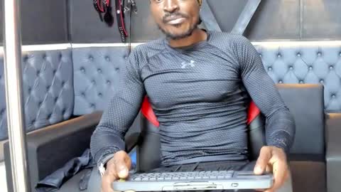 terranze_z online show from November 30, 7:18 pm