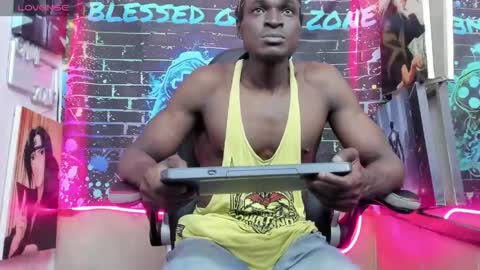 terranze_z online show from April 13, 11:16 am