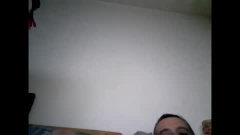 Snapshot of terre28 chatting on March 8, 6:01 pm terre28 online show from March 8, 6:01 pm