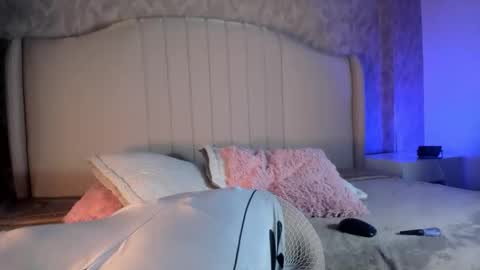 terumikitty online show from April 3, 11:03 pm