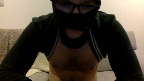 Snapshot of teserak3824 chatting on January 22, 12:16 am Master TK online show from January 22, 12:16 am