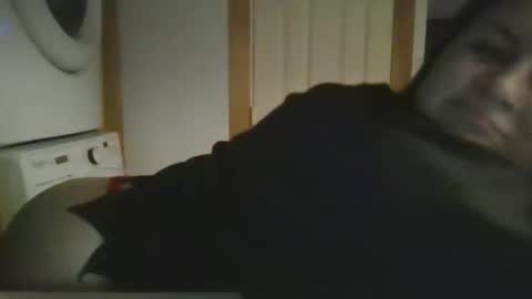 Snapshot of tesla1414 chatting on November 1, 2:57 am TESLAA online show from November 1, 2:57 am