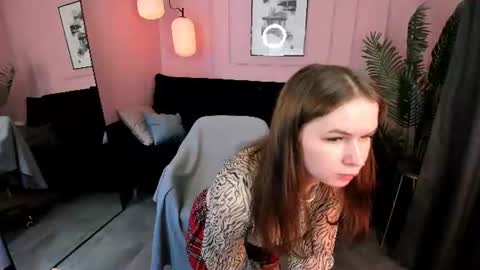 Snapshot of tessa__cute chatting on July 11, 6:05 am Tessa online show from July 11, 6:05 am