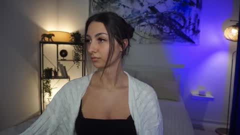 Tessa online show from February 3, 2:44 pm