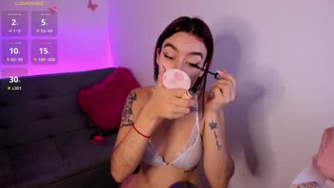 Snapshot of tessafoxie chatting on July 20, 12:40 pm Tessa foxie online show from July 20, 12:40 pm
