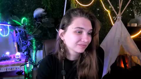 Snapshot of tessamill chatting on October 3, 5:26 am Tessa online show from October 3, 5:26 am