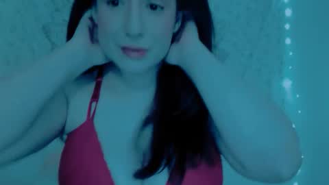 Snapshot of tessatempest chatting on June 2, 10:23 pm tessatempest online show from June 2, 10:23 pm
