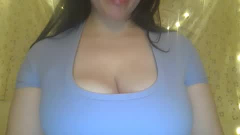 Snapshot of tessatempest chatting on June 11, 2:53 am tessatempest online show from June 11, 2:53 am