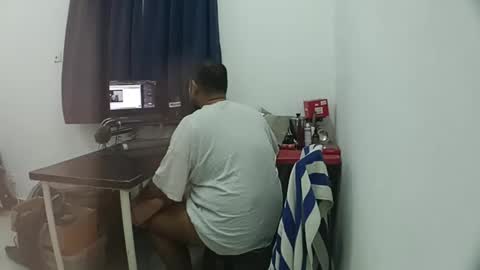 yours online show from November 20, 1:55 pm