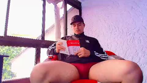 Snapshot of tette_valentine chatting on July 8, 2:54 pm tette_valentine online show from July 8, 2:54 pm