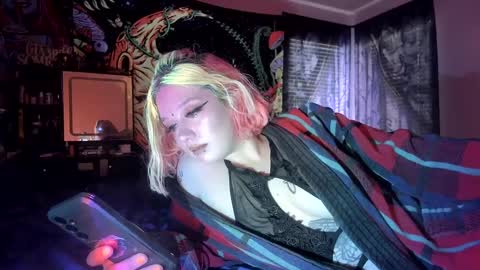 Snapshot of texaspregogrllll chatting on September 9, 4:39 pm TEXASGIRLLLL online show from September 9, 4:39 pm