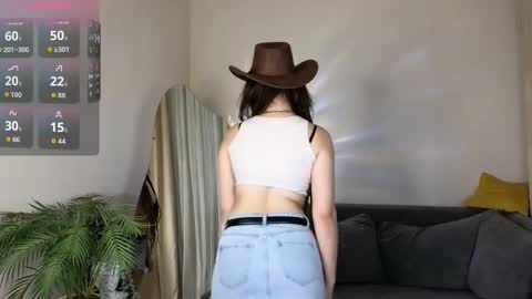 Snapshot of teyasoul chatting on November 17, 10:04 pm Teya online show from November 17, 10:04 pm