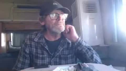 Snapshot of tezzar1 chatting on July 12, 4:25 am tezzar1 online show from July 12, 4:25 am