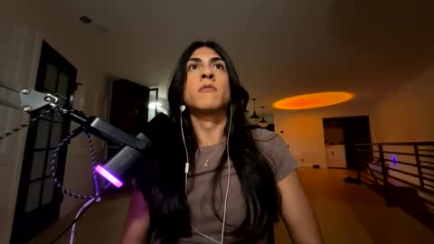 babygirlmami online show from March 13, 5:47 am