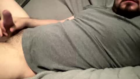 th3darksideofthemoon online show from December 5, 7:10 pm