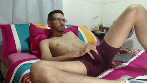INSTAGRAM   Th1rss online show from June 1, 9:05 pm