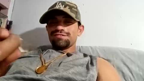 Snapshot of thagoonpaco chatting on April 1, 10:27 am thagoonpaco online show from April 1, 10:27 am