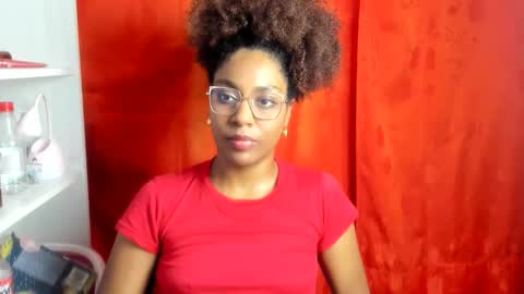 Snapshot of thaimy_ chatting on May 21, 3:13 am thaimy_ online show from May 21, 3:13 am