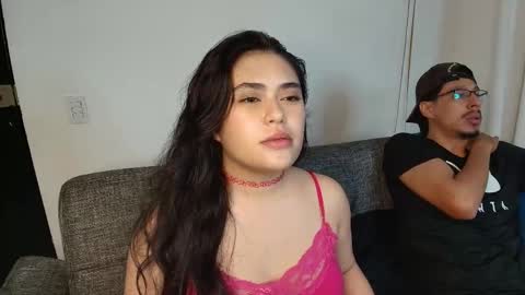 Snapshot of thaisadara24 chatting on May 22, 12:07 am T H A I S online show from May 22, 12:07 am