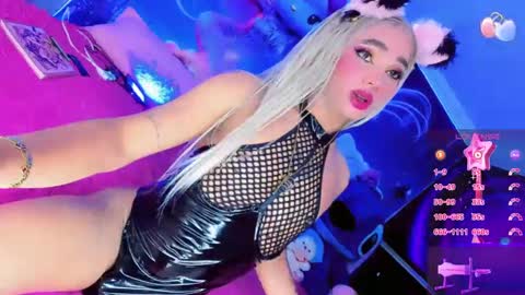 Thalia Girl online show from September 9, 7:24 pm