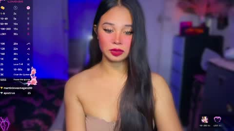 Snapshot of thalia_houston69 chatting on April 19, 6:10 pm Ms. Thalia online show from April 19, 6:10 pm