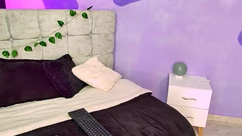 Thalia  online show from February 9, 2:21 pm