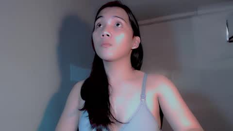 Snapshot of thalia_sunshine chatting on January 3, 2:54 am Thalia online show from January 3, 2:54 am