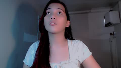 Snapshot of thalia_sunshine chatting on January 3, 6:11 am Thalia online show from January 3, 6:11 am