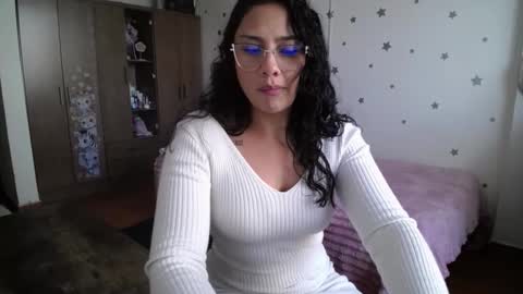    online show from March 21, 9:40 pm