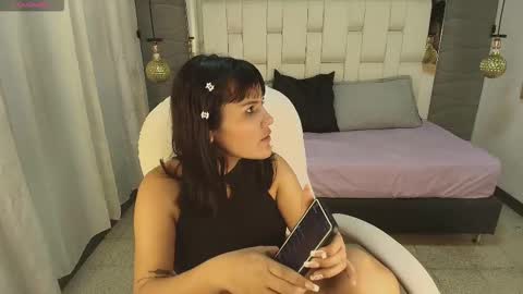 Thalia online show from February 14, 6:04 pm