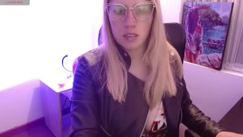   online show from February 20, 12:15 pm