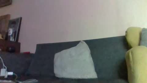 Snapshot of thamasleal chatting on October 21, 7:31 am thamasleal online show from October 21, 7:31 am