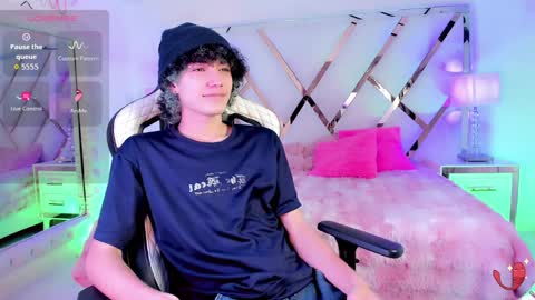 thanier_18 online show from April 9, 7:30 pm