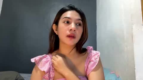 Snapshot of thaogooslin chatting on July 12, 5:20 am Betty online show from July 12, 5:20 am