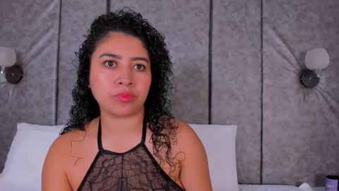 thara webstter online show from January 10, 11:45 am